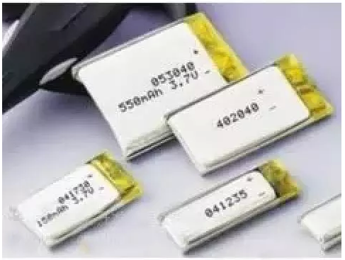 從軟包鋰電芯生產(chǎn)封裝流程 看鋁塑膜的重要性09.png