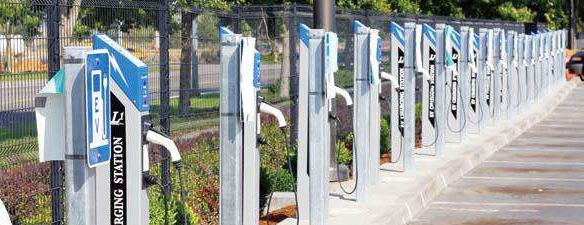 2040年全球電動汽車將達(dá)5億輛 但充電樁還存巨大缺口