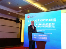 新能源汽車網(wǎng)-楊裕生：補(bǔ)貼退坡后的電動汽車與電池應(yīng)用