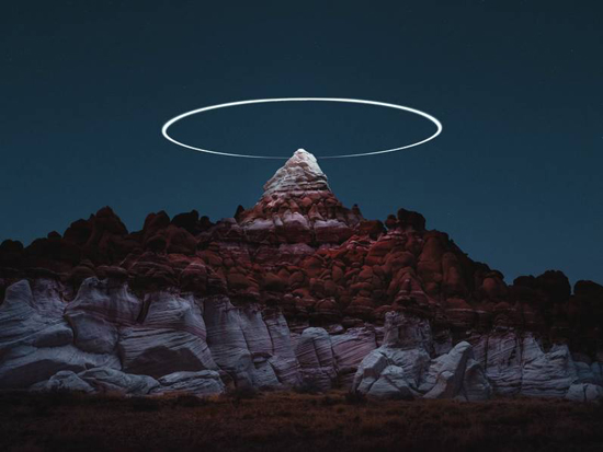 無(wú)人機(jī)除了拍攝,還能這樣用?怪不得美國(guó)攝影師能拍出神秘大片 無(wú)人機(jī)除了拍攝,還能這樣用?怪不得美國(guó)攝影師能拍出神秘大片