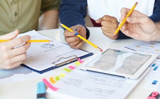 金秋時(shí)節(jié)再聚京城 上百家產(chǎn)業(yè)鏈企業(yè)共商產(chǎn)業(yè)大計(jì) 金秋時(shí)節(jié)再聚京城 上百家產(chǎn)業(yè)鏈企業(yè)共商產(chǎn)業(yè)大計(jì)