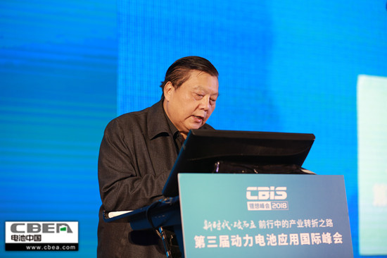 吳鋒:推動鋰電基礎(chǔ)材料研究 探尋高能量密度和高安全性平衡點(diǎn) 吳鋒:推動鋰電基礎(chǔ)材料研究 探尋高能量密度和高安全性平衡點(diǎn)