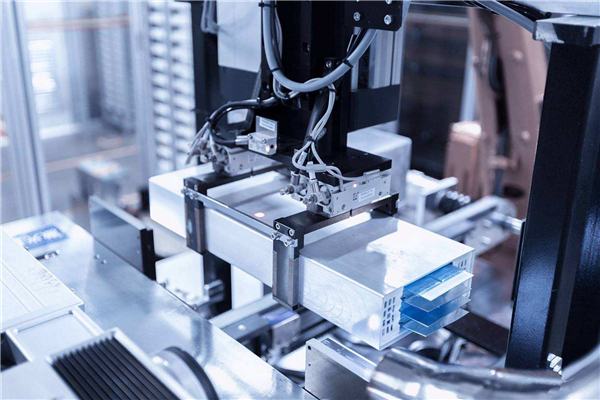 鋰電年中講丨毛利率30%以上! 鋰電設(shè)備企業(yè)賺錢仍可觀