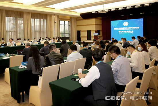 “車電分離”模式可行否?這場(chǎng)閉門會(huì)議上產(chǎn)業(yè)鏈大佬給出新看法 “車電分離”模式可行否?這場(chǎng)閉門會(huì)議上產(chǎn)業(yè)鏈大佬給出新看法