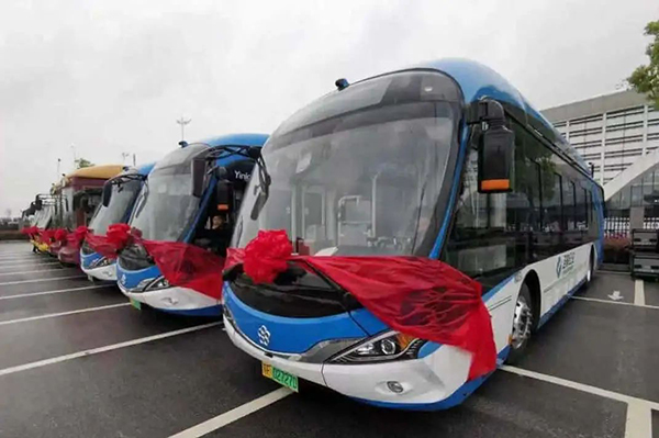 助推城鄉(xiāng)公交一體化建設 銀隆新能源公交首入海門 助推城鄉(xiāng)公交一體化建設 銀隆新能源公交首入海門