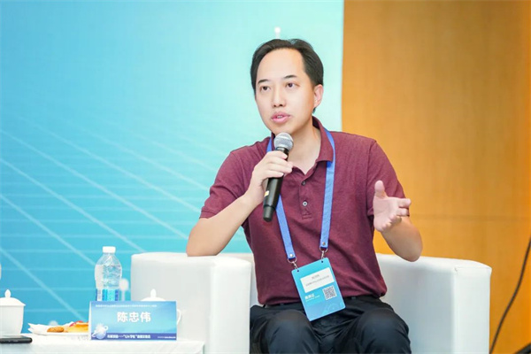 “Li+學社”高端對話：警惕全球化機遇下，鋰電企業(yè)的出海挑戰(zhàn)和技術(shù)迭代風險