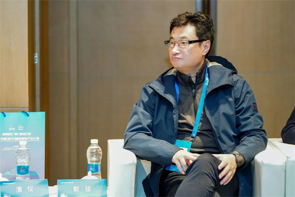 “Li+學社”高端對話：警惕全球化機遇下，鋰電企業(yè)的出海挑戰(zhàn)和技術(shù)迭代風險