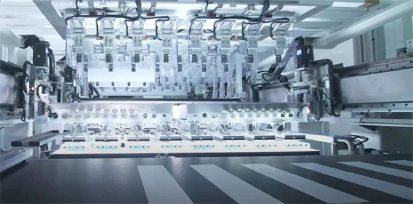 獨(dú)家｜對話楊紅新：蜂巢能源2024年如何“破卷”？