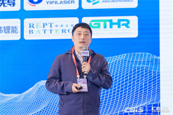 深圳中基王磊：開(kāi)啟全極耳圓柱/固態(tài)電池裝備“變革”