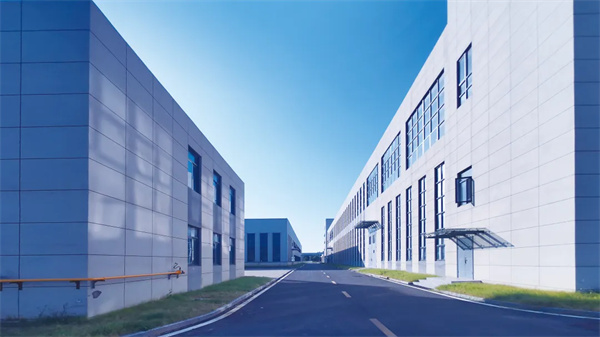 曼恩斯特重點(diǎn)支持CBIS2025丨曼恩斯特自研突破雙層雙控陶瓷模頭技術(shù)壁壘 引領(lǐng)鋰電智造創(chuàng)新升級(jí) 曼恩斯特重點(diǎn)支持CBIS2025丨曼恩斯特自研突破雙層雙控陶瓷模頭技術(shù)壁壘 引領(lǐng)鋰電智造創(chuàng)新升級(jí)