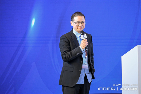 高比能電池攻堅(jiān)戰(zhàn)!CBIS2025先進(jìn)電池創(chuàng)新發(fā)展論壇在滬舉辦 高比能電池攻堅(jiān)戰(zhàn)!CBIS2025先進(jìn)電池創(chuàng)新發(fā)展論壇在滬舉辦