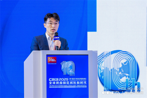 產(chǎn)業(yè)共振!大圓柱電池迎來“高光時刻” 產(chǎn)業(yè)共振!大圓柱電池迎來“高光時刻”