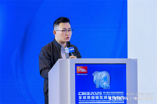 產(chǎn)業(yè)共振!大圓柱電池迎來“高光時刻” 產(chǎn)業(yè)共振!大圓柱電池迎來“高光時刻”