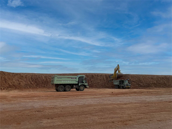 2025，微宏動(dòng)力礦卡“芯”戰(zhàn)記：從邊疆到未來