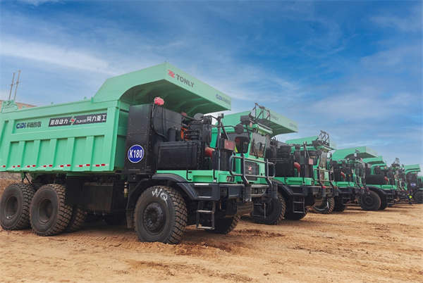 2025，微宏動(dòng)力礦卡“芯”戰(zhàn)記：從邊疆到未來