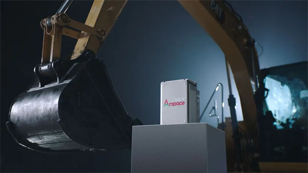 再獲央視聚焦,新能安雪豹電池如何“跑贏”新國標? 再獲央視聚焦,新能安雪豹電池如何“跑贏”新國標?