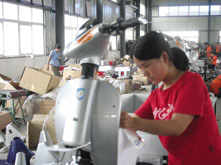 企業主：一刀切禁行電動自行車車 大批工人將失業