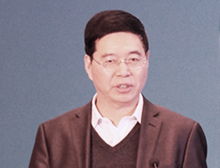 中國(guó)汽車報(bào)社原社長(zhǎng)李慶文主持會(huì)議